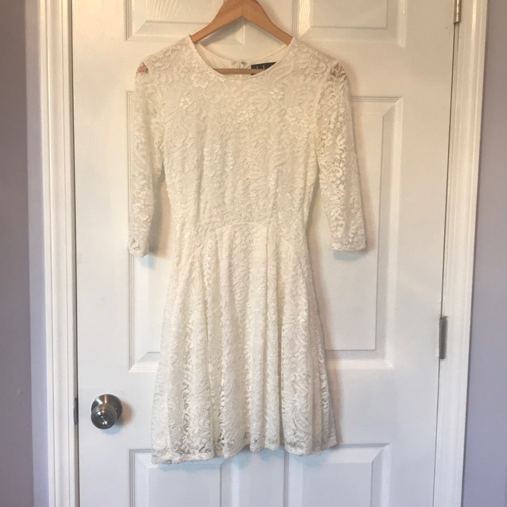 Lulu’s White Lace Dress